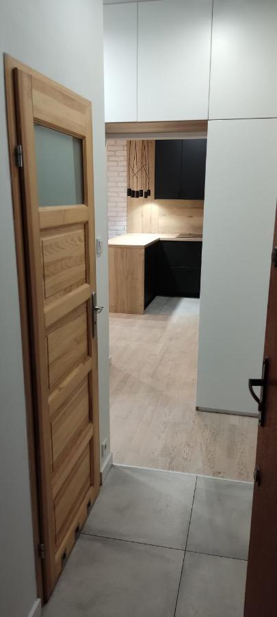 Be My Guest- Fontany Luxury Apartment Metro Wi-Fi Free Parking Zone Varşovia Exterior foto