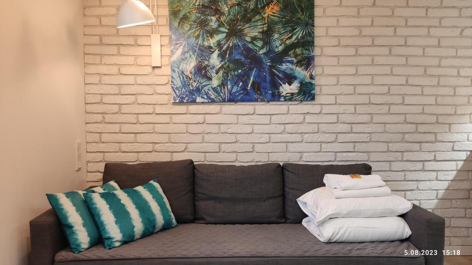 Be My Guest- Fontany Luxury Apartment Metro Wi-Fi Free Parking Zone Varşovia Exterior foto